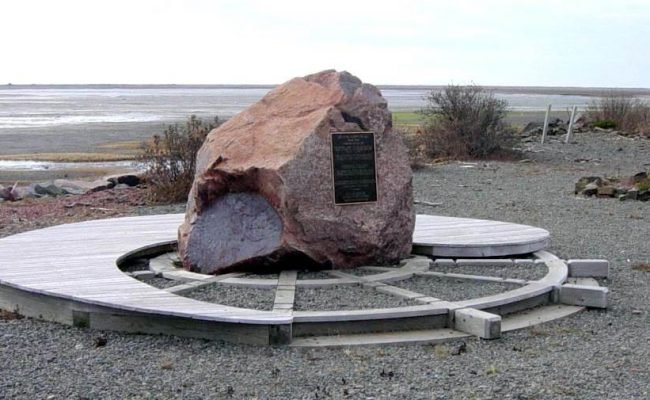 Advocate Harbour: Advocate Memorial Park, November 2005 -5