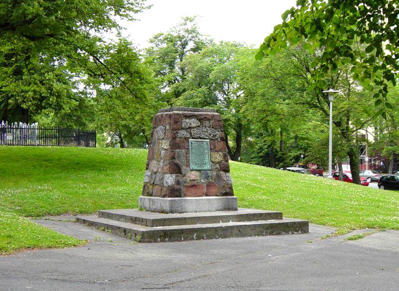 Sir William Alexander monument, Halifax