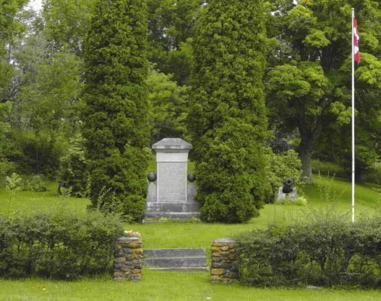 Arcadia: war memorial