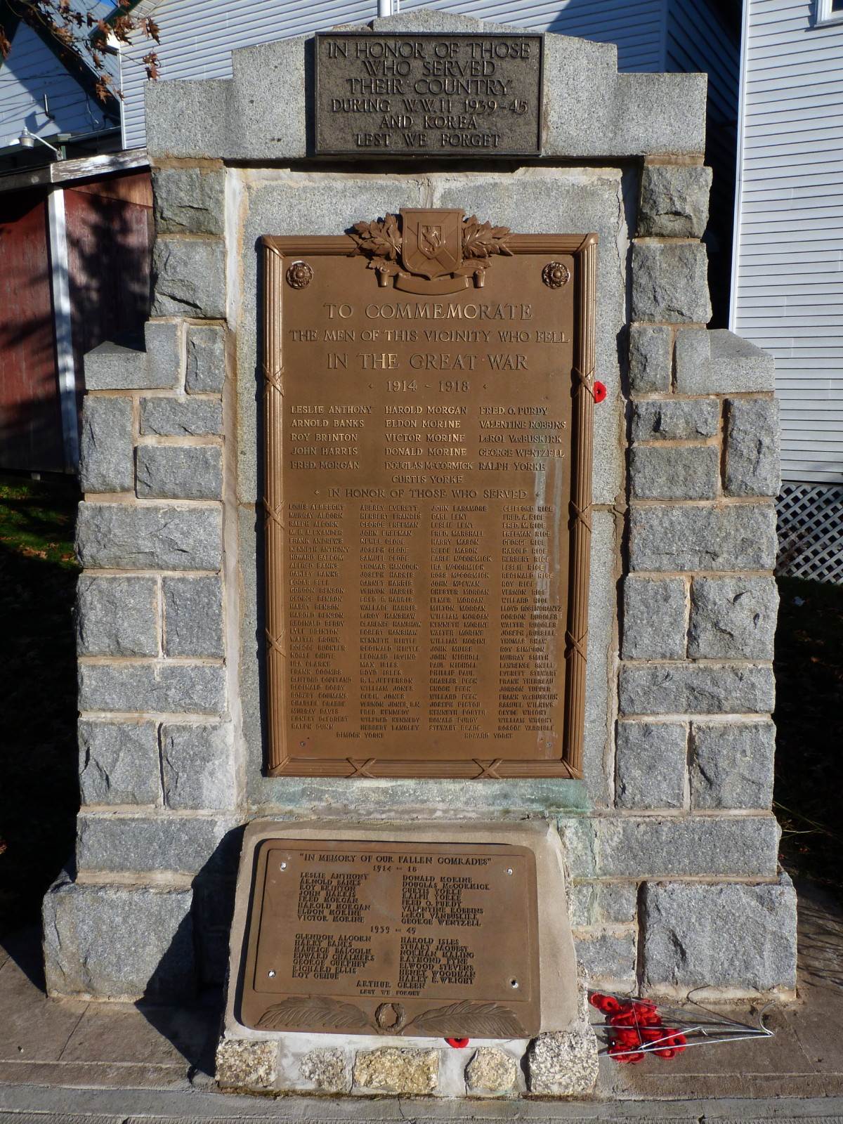 Nova Scotia, Bear River: War memorial monument (relocated)