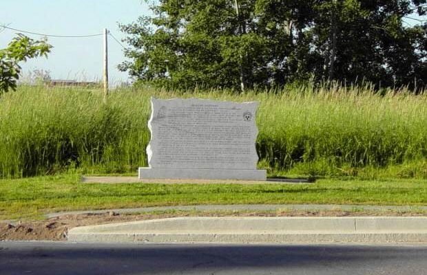 Bigelow shipyard monument, general view -1