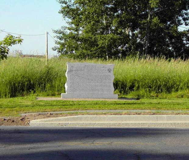 Bigelow shipyard monument, general view -1