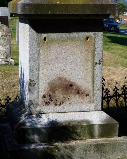 Sir Frederick W. Borden memorial plaque stolen