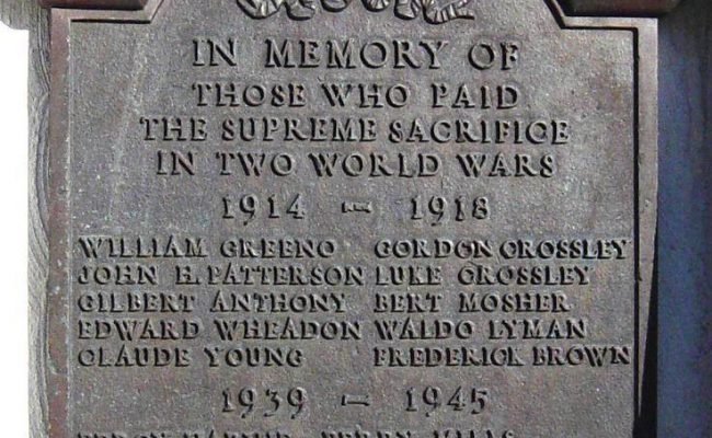 War memorial plaque, Bramber -4