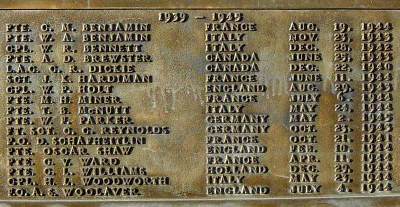 Canning: war memorial monument, 1939-45 plaque