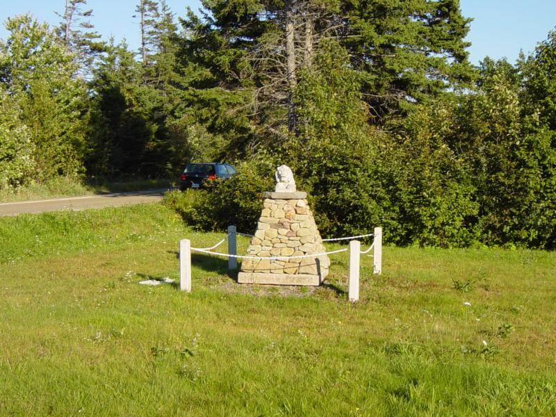 Caribou Island: war memorial -1