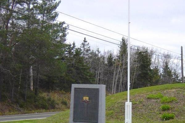 War memorial monument, Clementsport -5