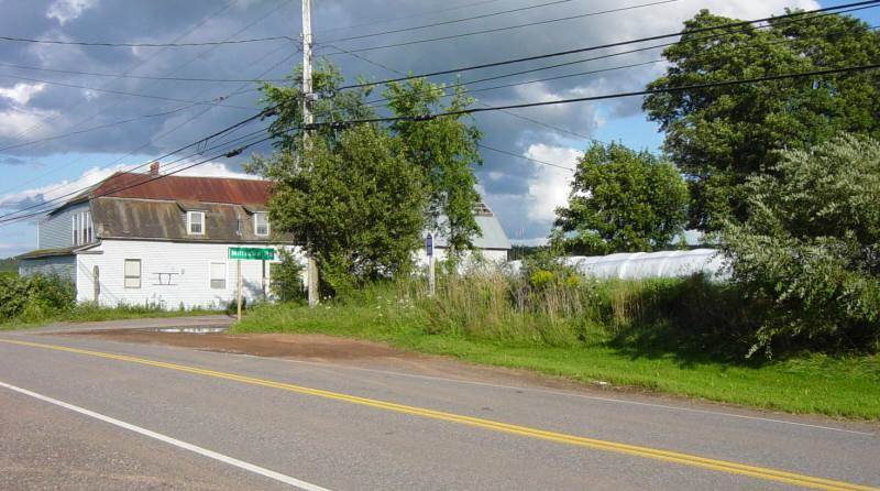 Colchester County: Acadian Heritage sign #21, Old Barns, Milltown Road