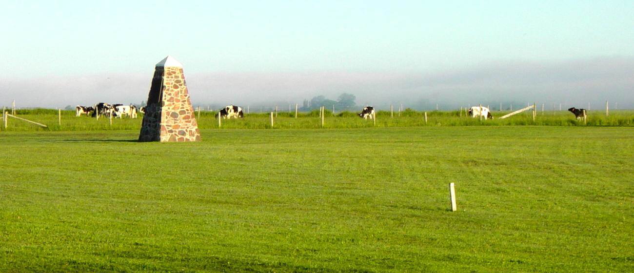 Horton Landing: Planters monument with stake at new Iron Cross location