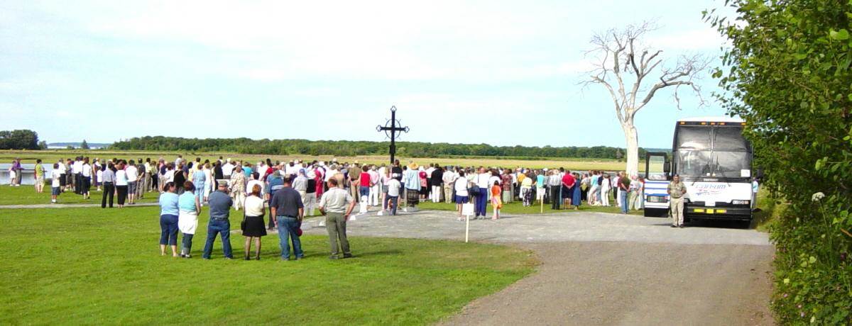 Horton Landing: Official dedication ceremony, Iron Cross in its new location