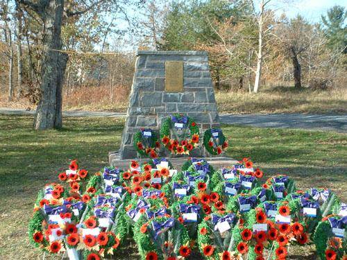 Nova Scotia: Mount Uniacke war memorial, Nov. 2003