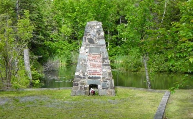 Nova Scotia: Moose River Gold Mine cairn -17