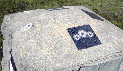 New Harbour: top of war memorial -4