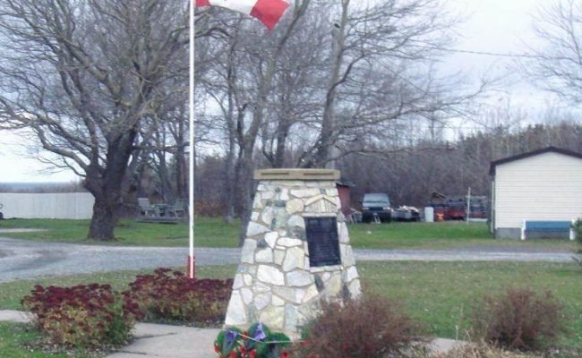 New Victoria, Nova Scotia: war memorial monument -7