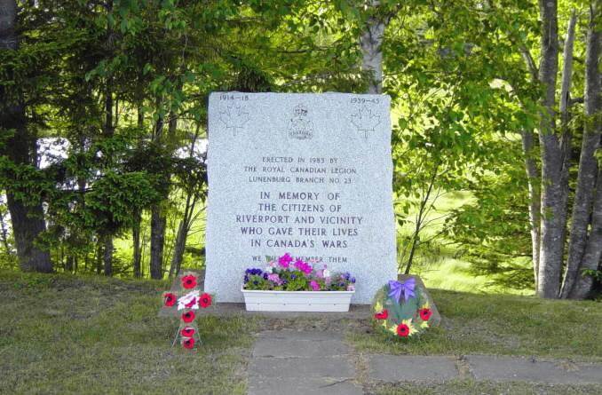 Riverport: war memorial monument