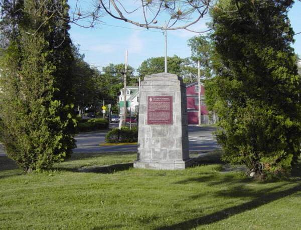 Nova Scotia, Lunenburg: Sack of Lunenburg plaque