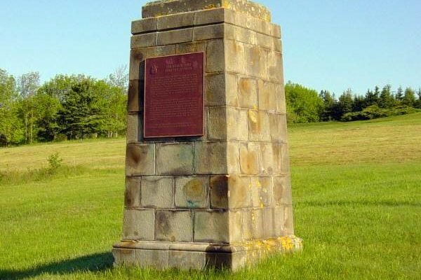 Monument commemorating the Scotch Fort 1629-1632 -2