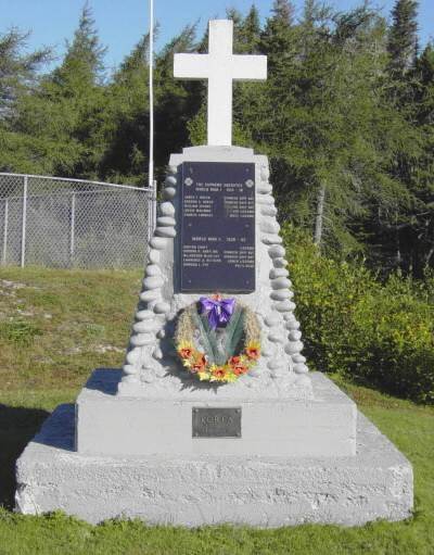 Spanish Ship Bay: war memorial -3