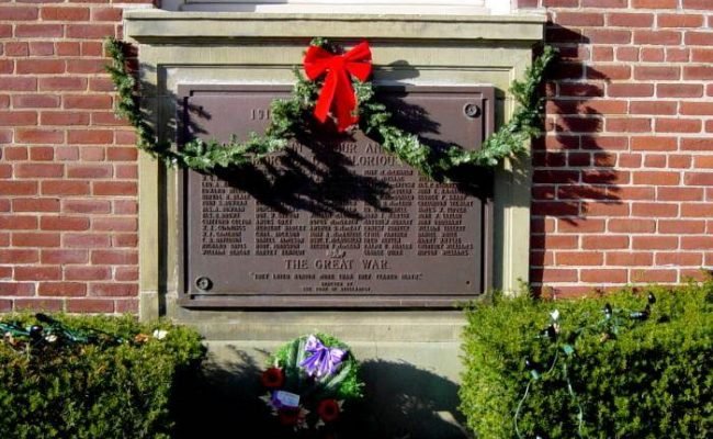 Nova Scotia, Stellarton: World War One memorial plaque -2