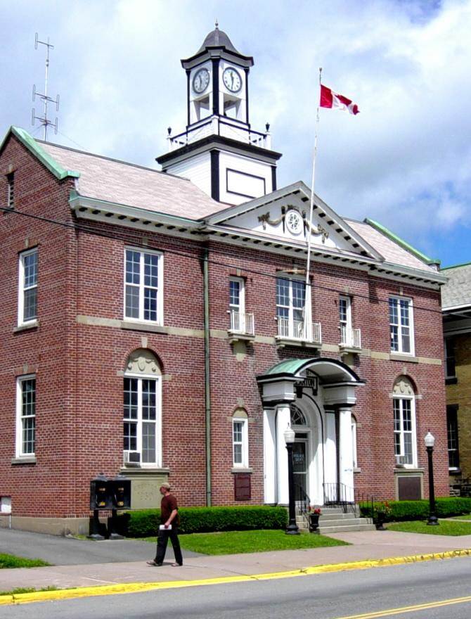 Nova Scotia, Stellarton: World War One memorial plaque