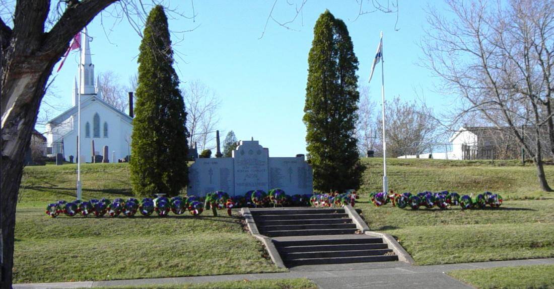 Stellarton: war memorial