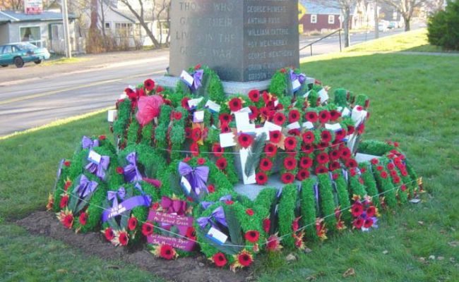 Tatamagouche: war memorial monument -10