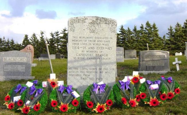 Tiverton war memorial -5